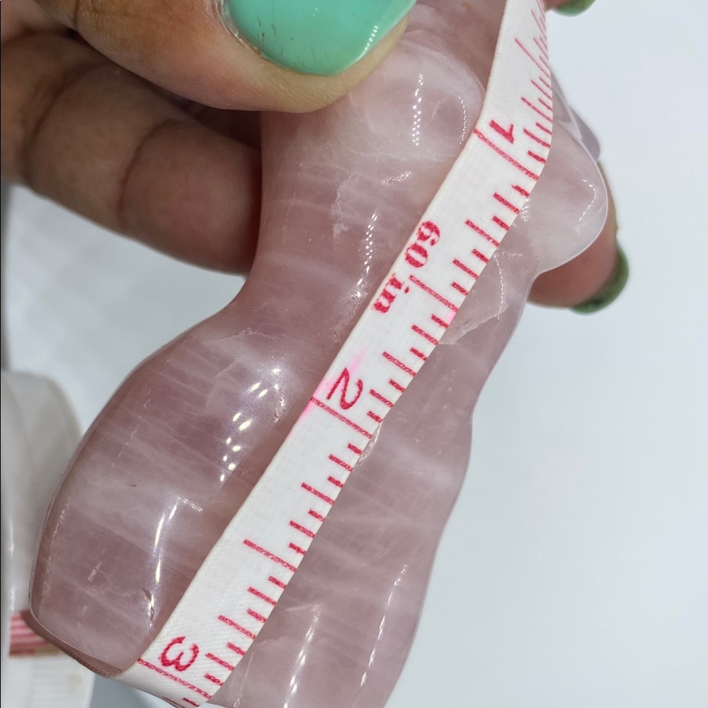 Rose Quartz 3” carving, Venus Goddess - Picture 3 of 5
